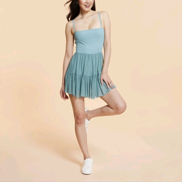 Blogilates ballerina active dress - Picture 3 of 8